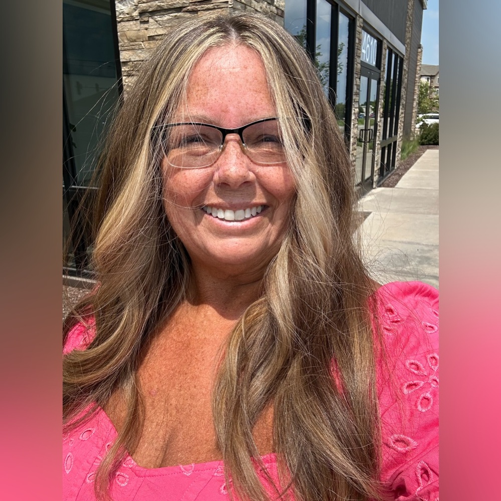 Meet your Posher, Cindy